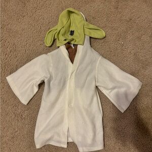 Baby Yoda Star Wars costume toddler 2T
